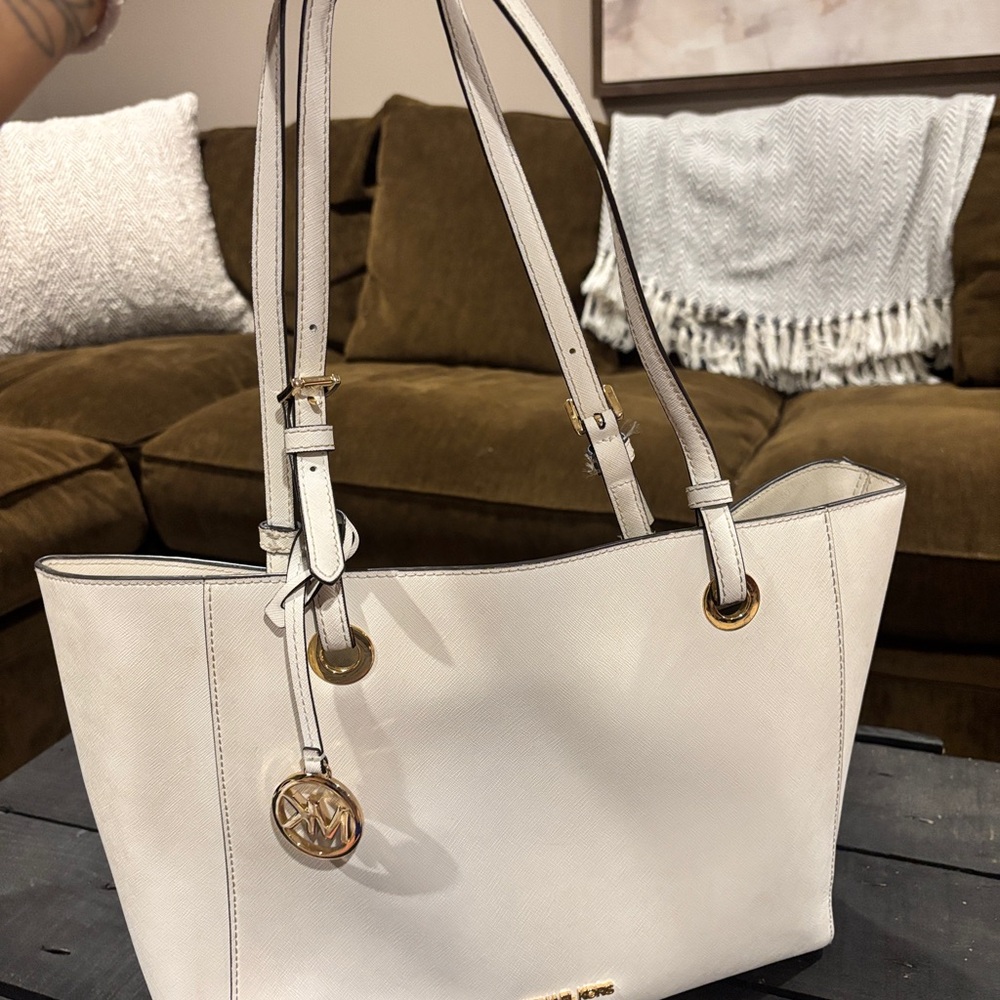 COPY - White Michael Khors Tote Bag with Gold Accents